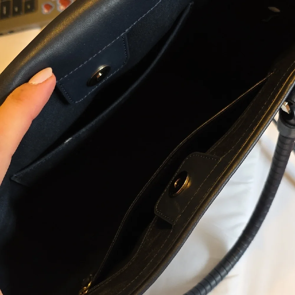 Kate Spade Navy and Cream Woven Satchel - Picture 4 of 5